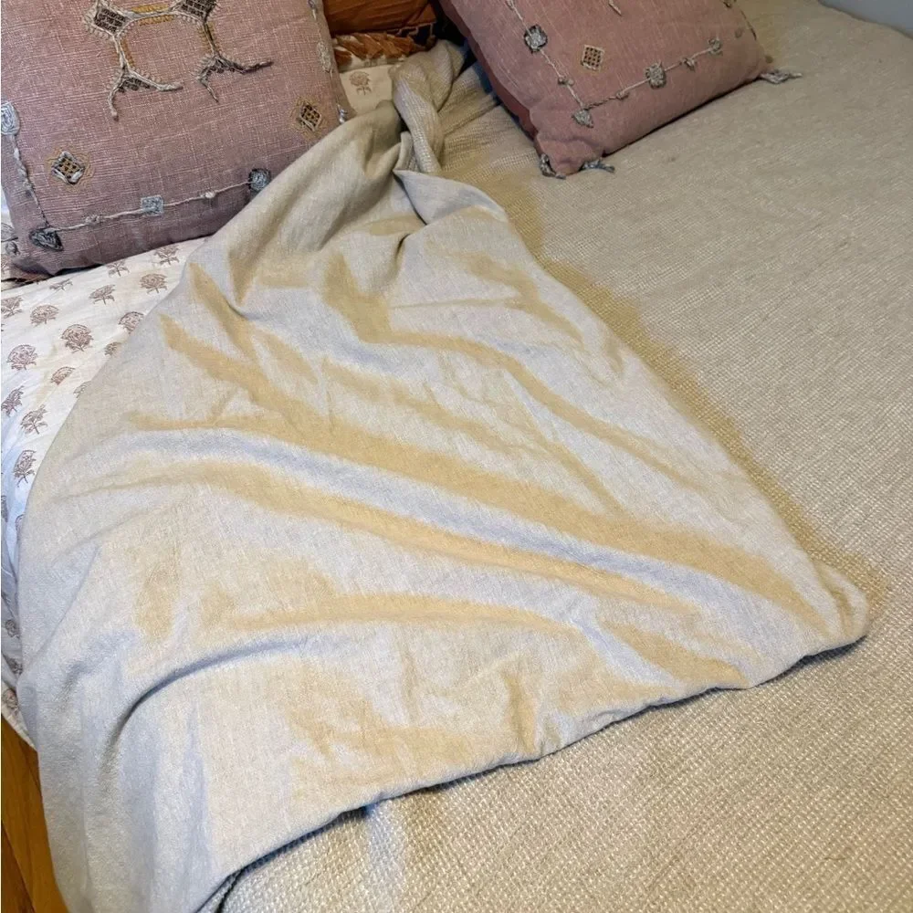 Parachute Honeycomb Linen Blend Duvet Cover in Beige/Cream | Full/Queen